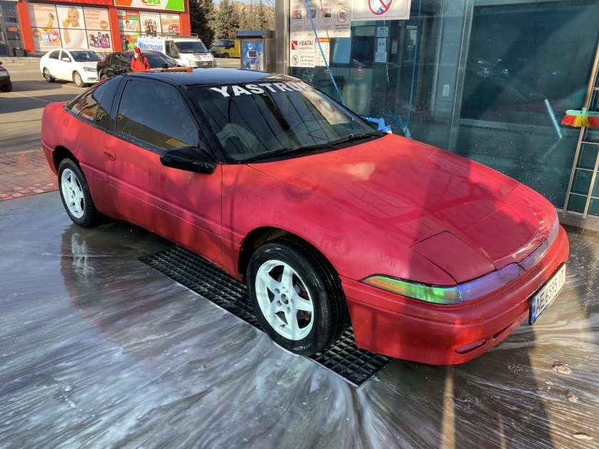 Mitsubishi Eclipse 1