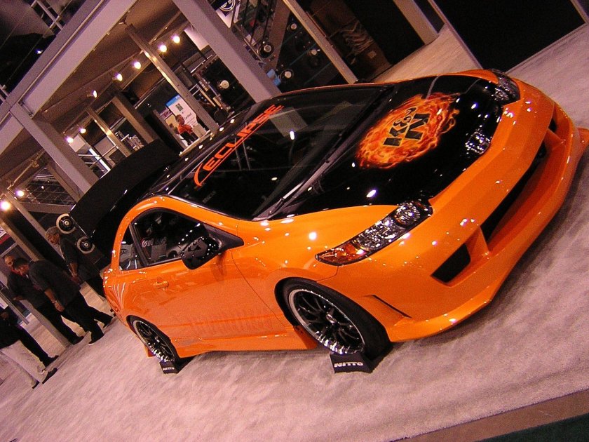 Хонда оранжевая машина