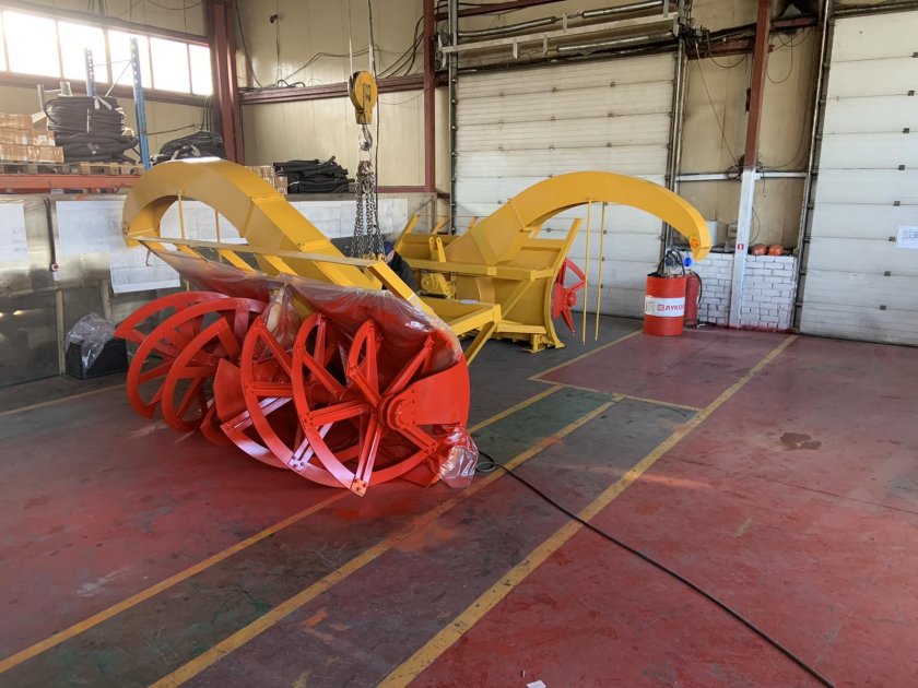 Фрезерно роторный снегоочиститель