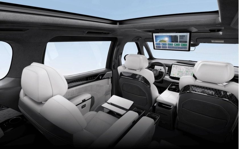 Минивэн zeekr 009