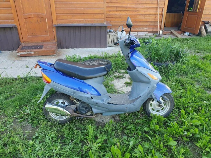 Скутер 50 кубов 2 тактный