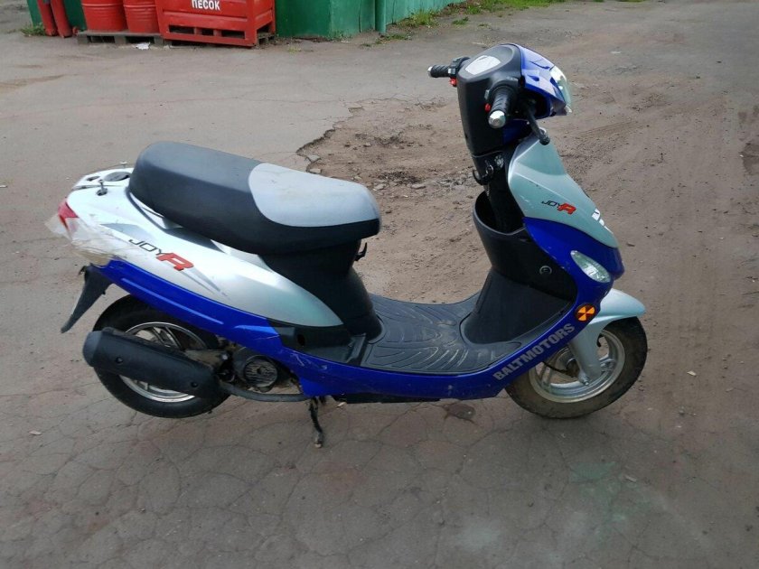 Скутер Joy 50