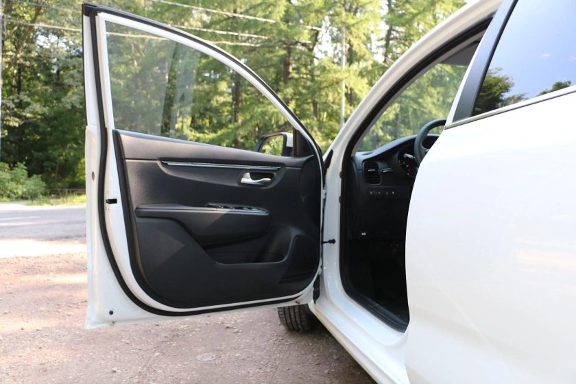 Дверь Киа Рио 3