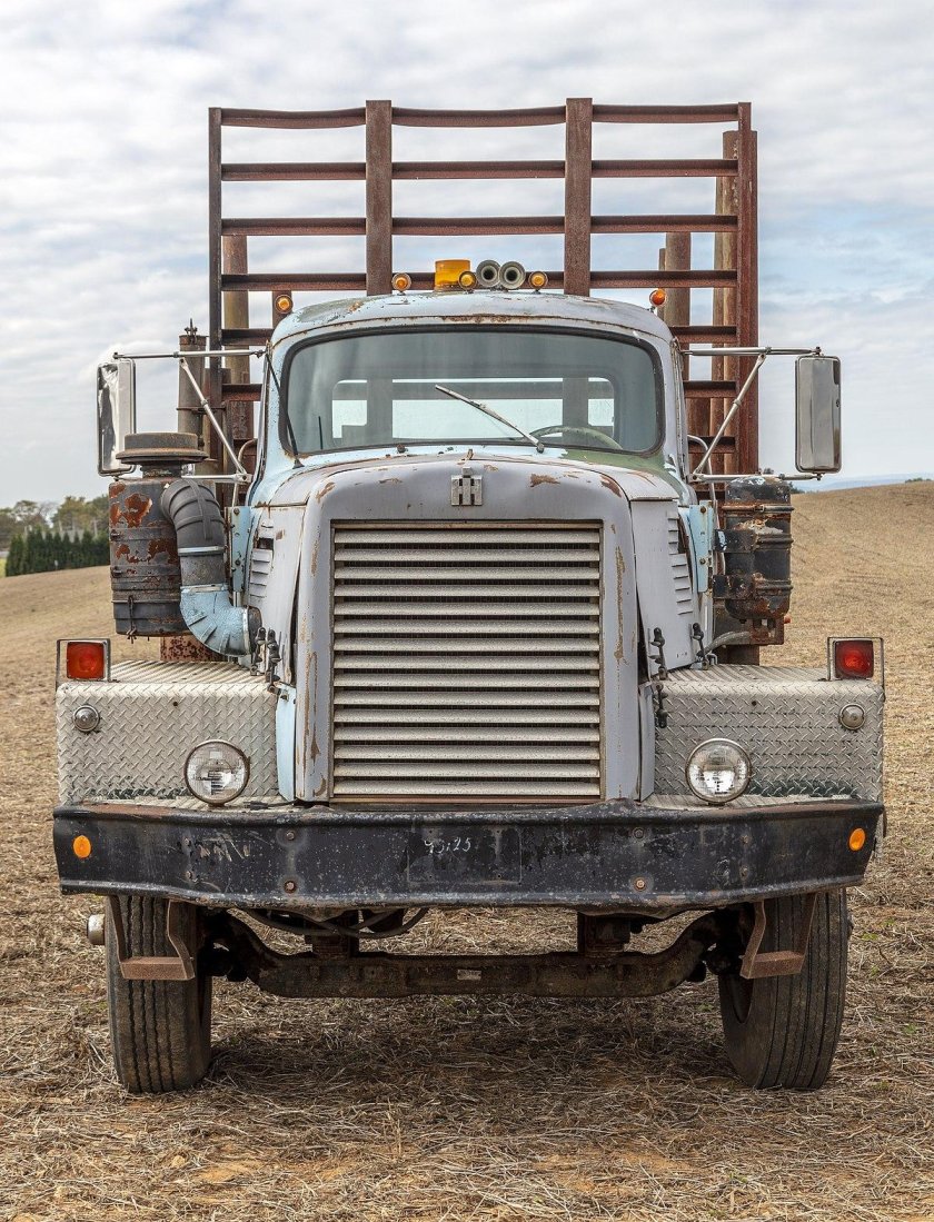 International Harvester 1600 4x2