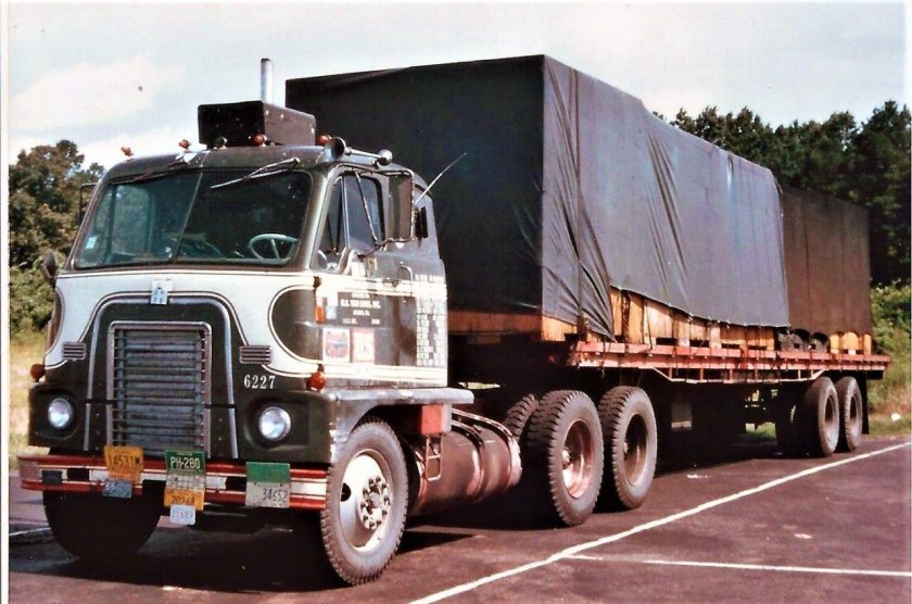 Грузовики Интернешнл харвестер