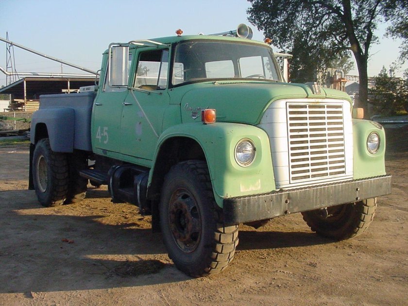 International Loadstar 1700