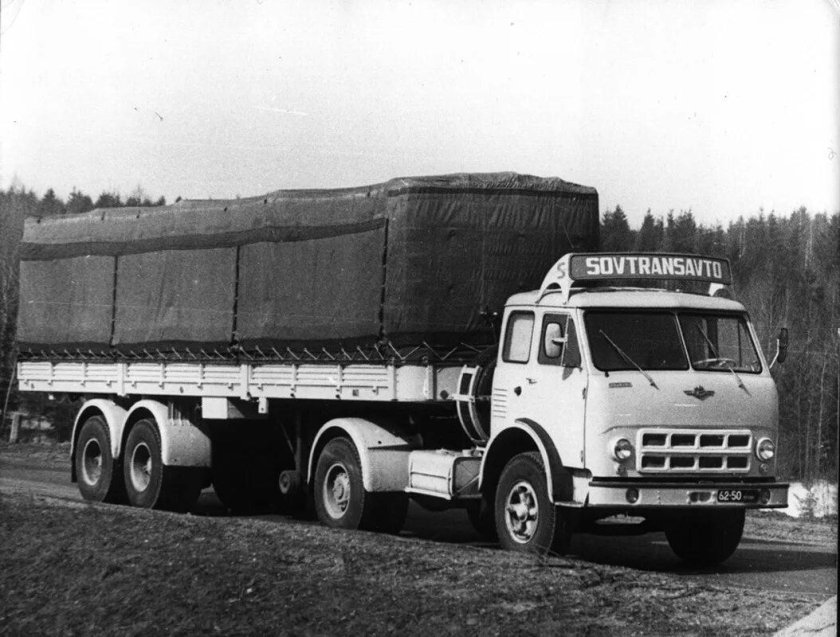 Грузовик МАЗ 504