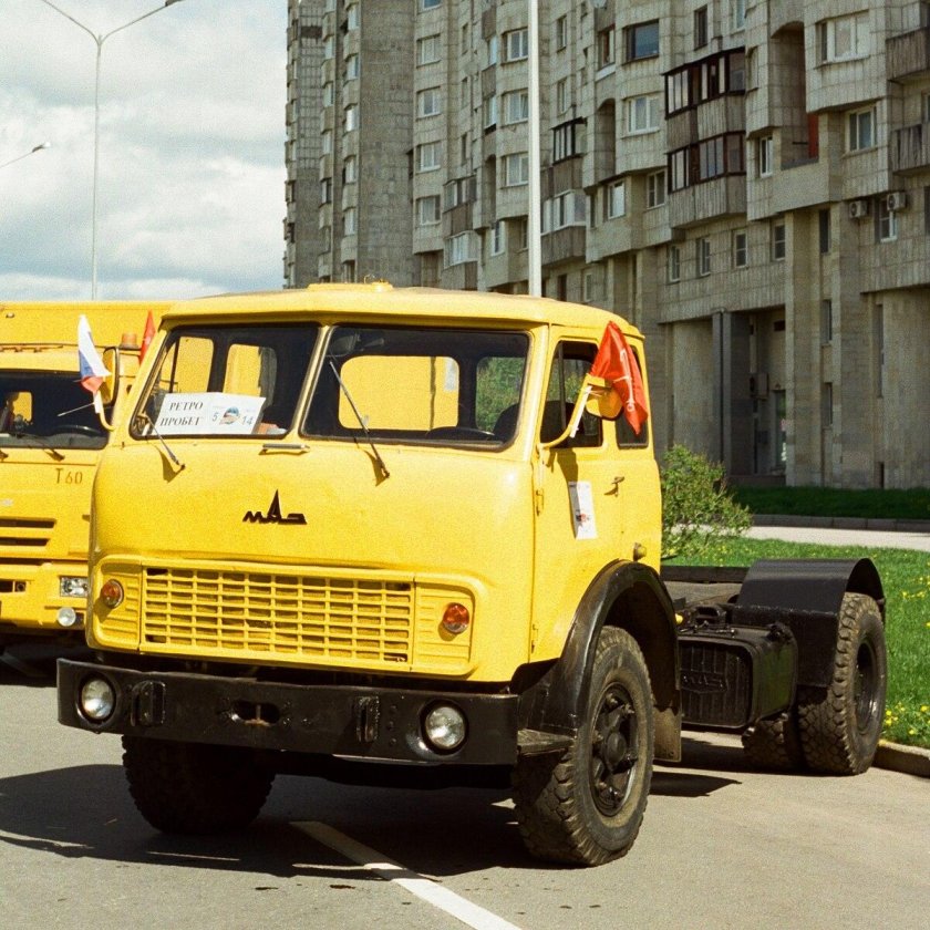 МАЗ-504 грузовой автомобиль