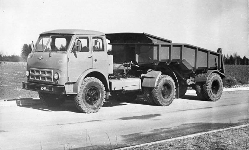 Полуприцеп-самосвал МАЗ-5232в