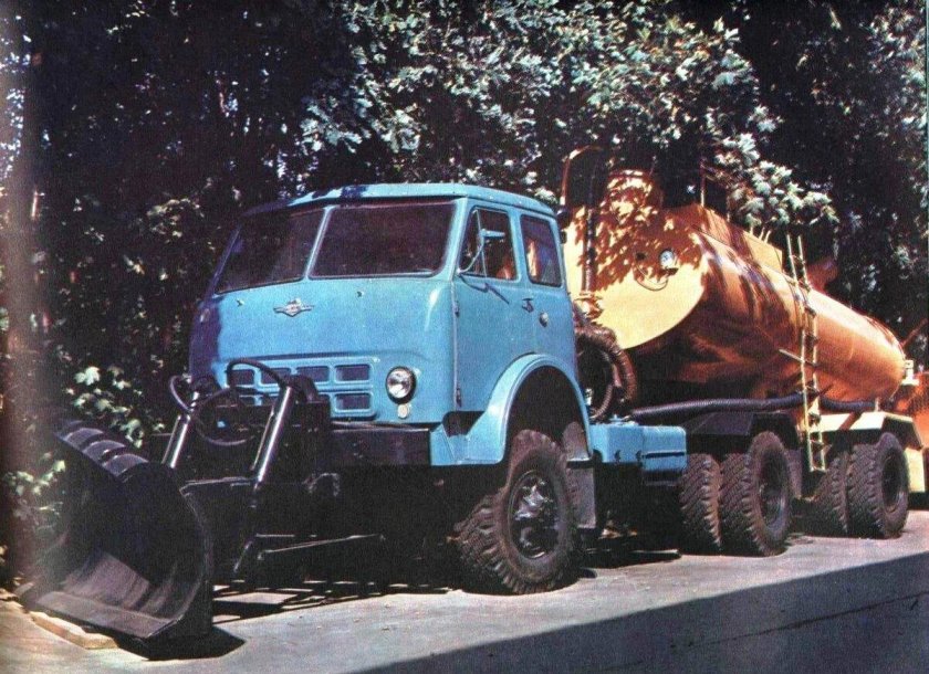 МАЗ 509 тягач