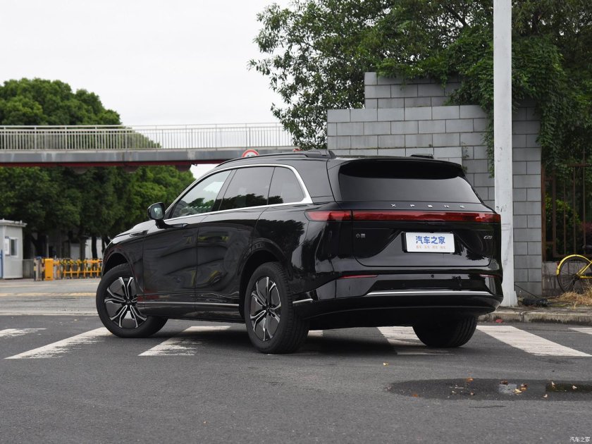 Китайские внедорожник