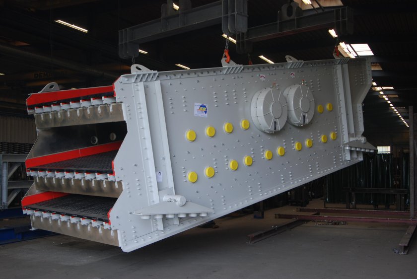 Колосниковый инерционный грохот