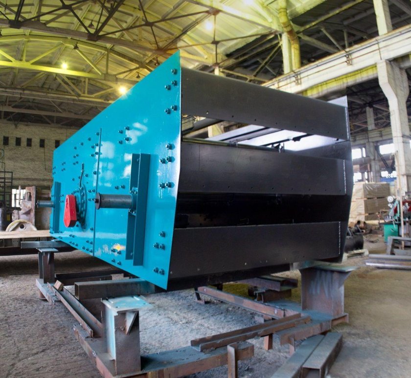 Инерционный грохот гит-52