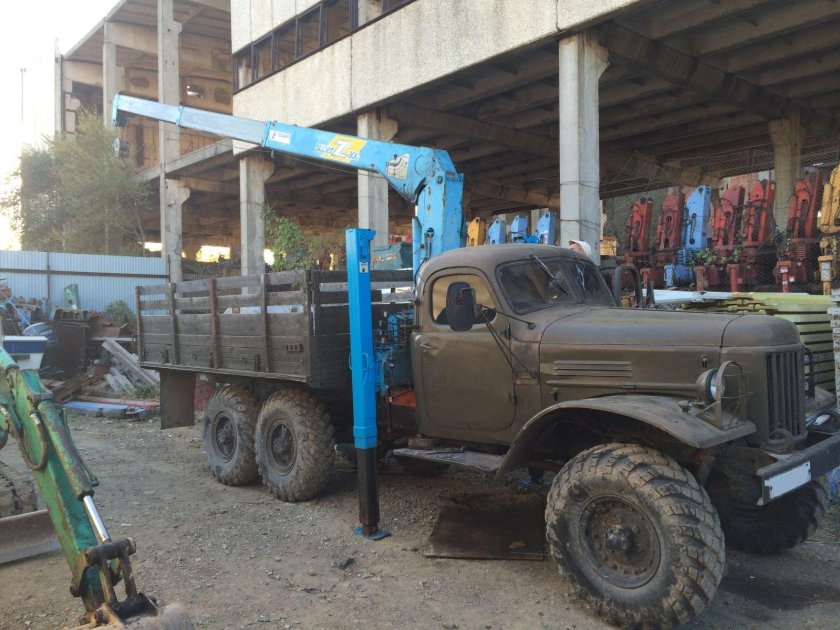 ЗИЛ 157 С КМУ