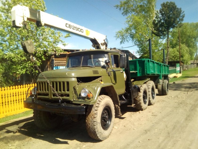 ЗИЛ 131 С манипулятором