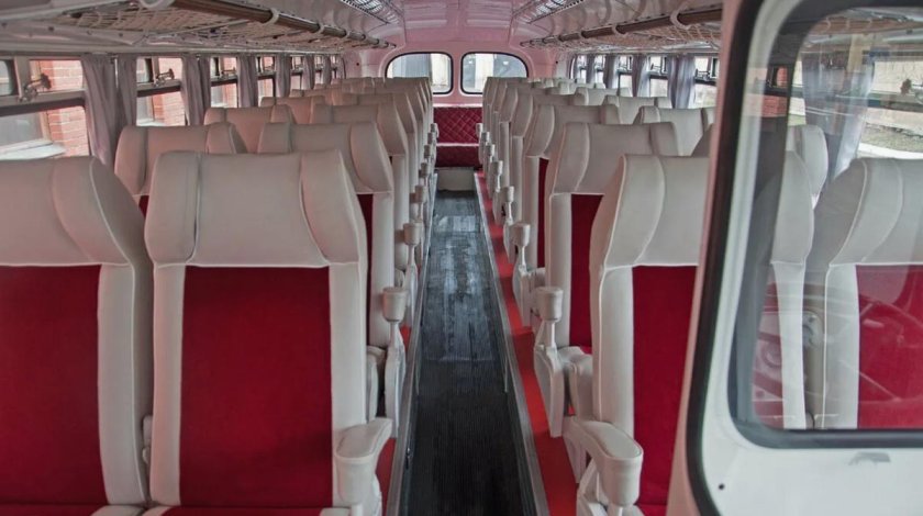 Автобус ЗИС 127 салон