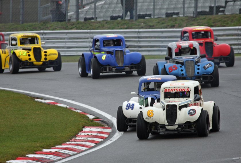 Легендарные гоночные автомобили