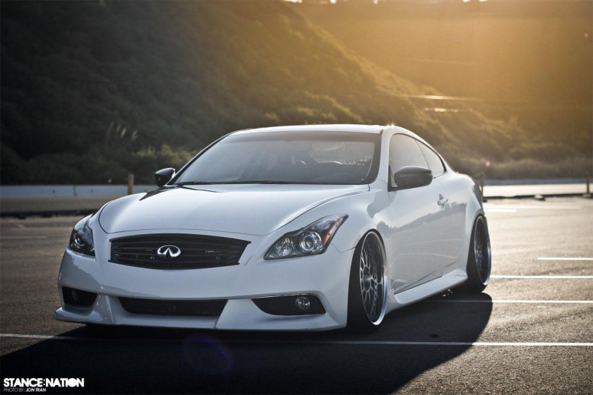 Nissan Skyline g37