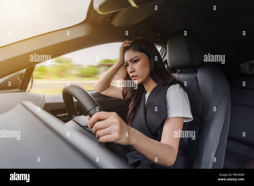 Серьезная женщина