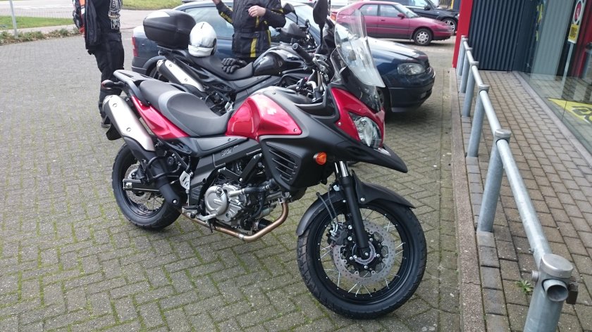 Сузуки в Стром 650 ХТ 2015