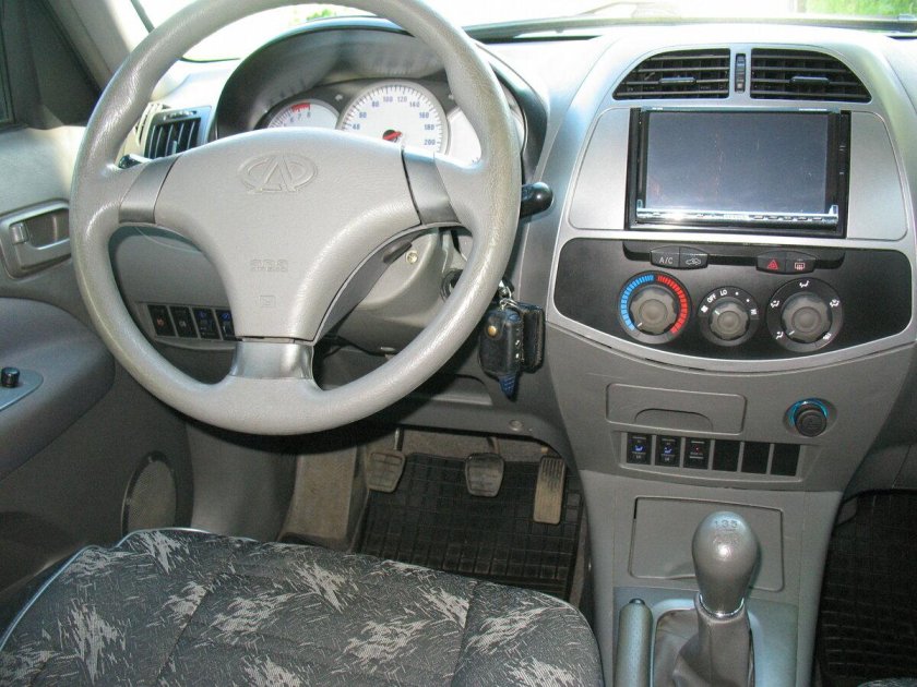 Chery tiggo t 11 салон