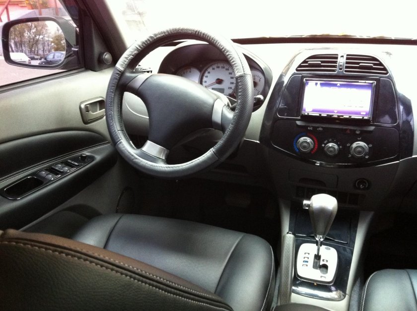 Тигго т11 салон