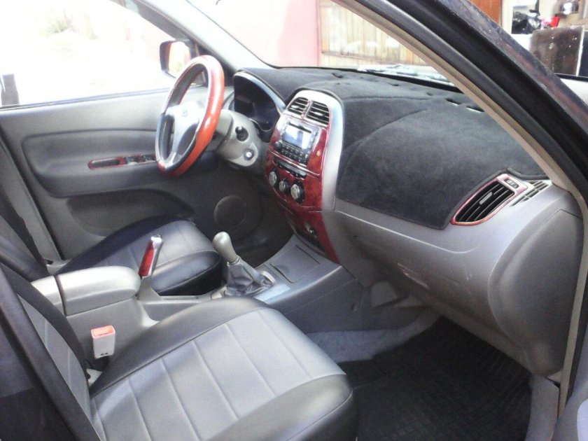 Чери Тигго 2007 салон