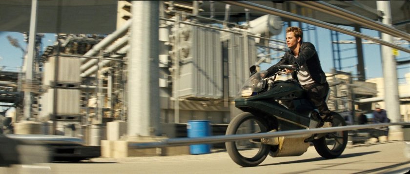 Звездный путь фильм 2009 мотоцикл