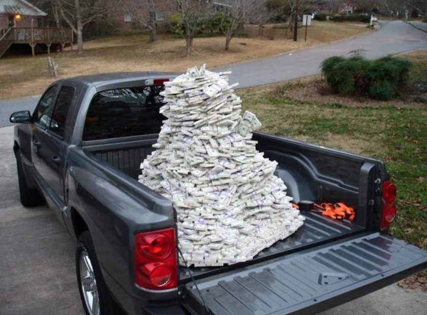 Грузовик с деньгами