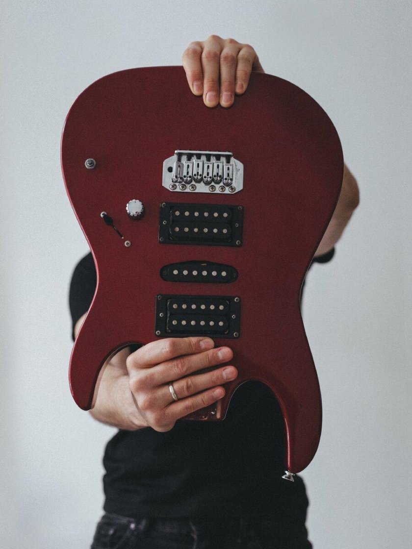 Charvel guthrie govan