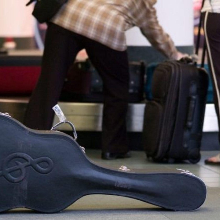 Кейс для гитары