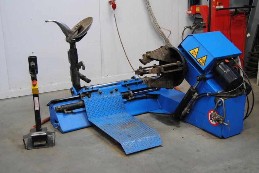 Шиномонтажный станок для КГШ 27.00