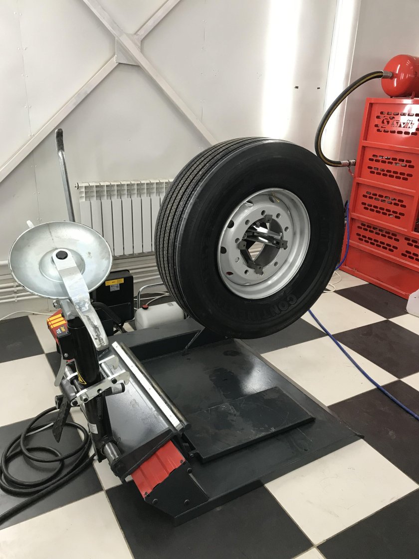 Мини грузовой шиномонтаж переносной