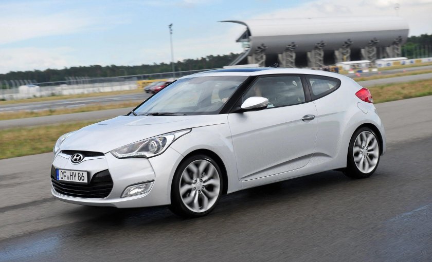 Hyundai Veloster 2011