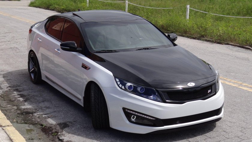 Kia Optima k5 черная