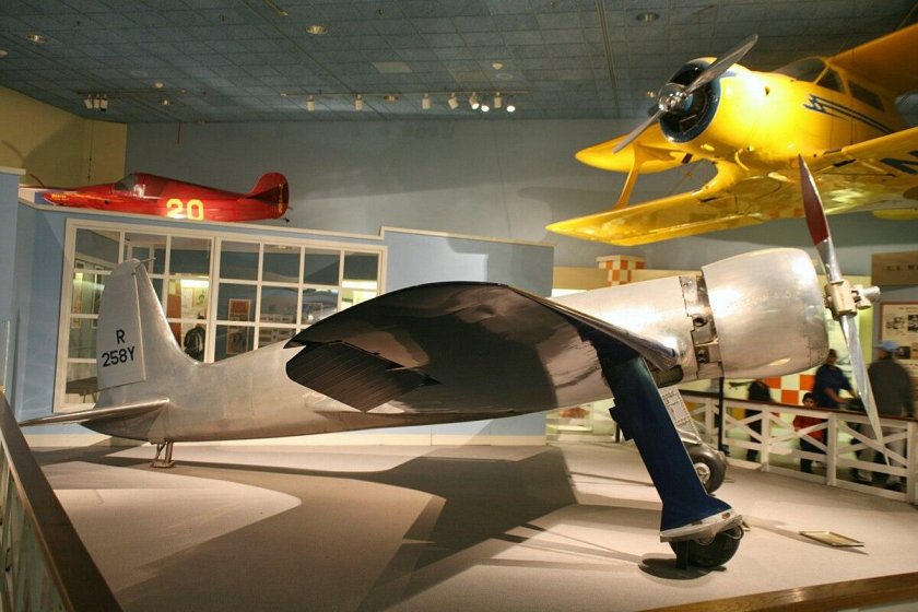 Самолет Говарда Хьюза h-1