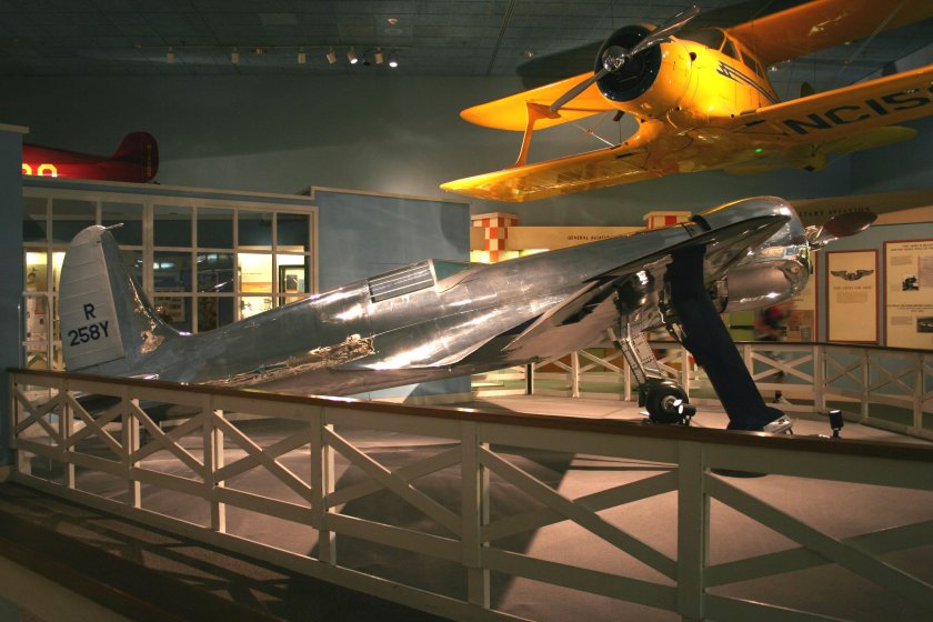 Самолет Хьюза