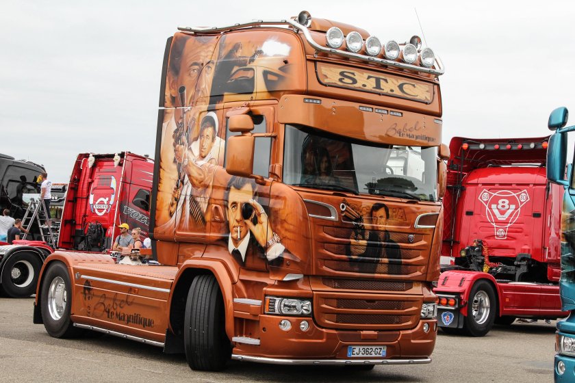 Британские Грузовики