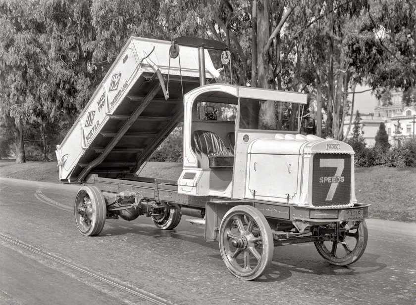 Грузовик Fageol