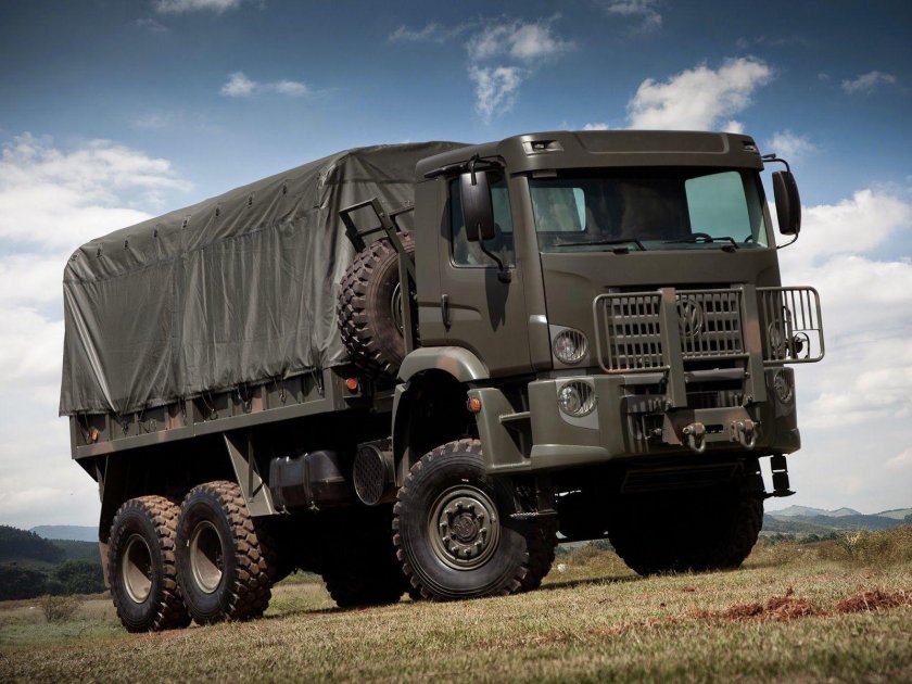 Volkswagen Constellation 31.320 6x6