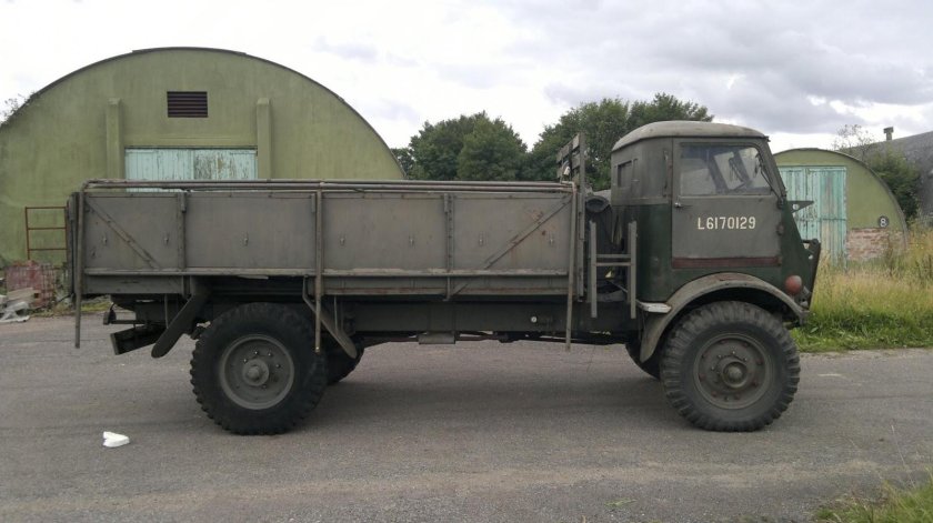 ICM 35507 model w o t 6 британский грузовой автомобиль