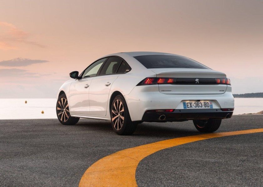 Peugeot 508 2021 седан