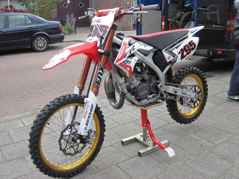 Эндуро Хонда cr85