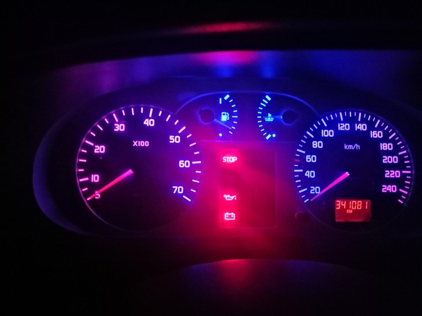 Лампочки в приборную панель Рено Логан 1
