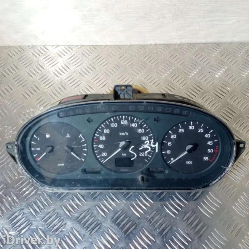 Renault Scenic щиток приборов