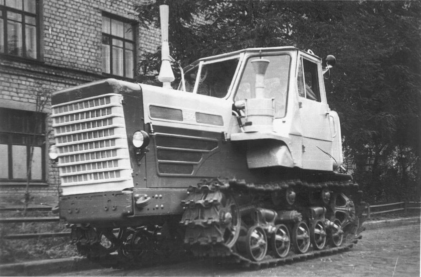 Трактор ХТЗ-125 К