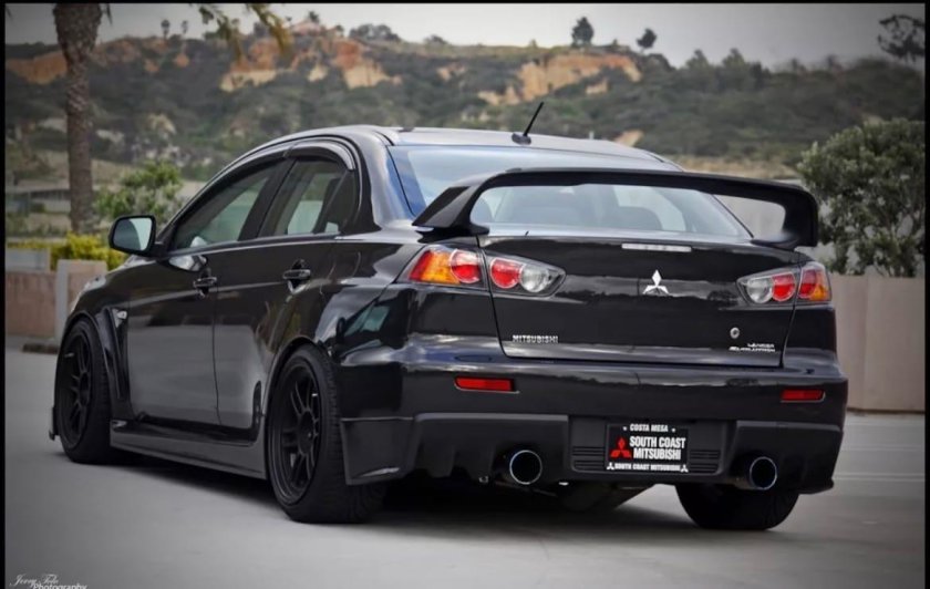 Mitsubishi Lancer 10 EVO Spoiler