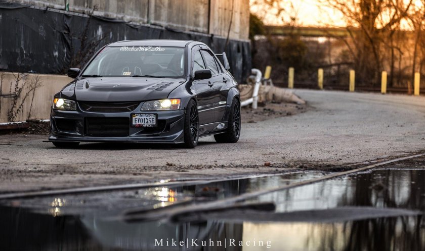 Митсубиси Лансер Эво 9