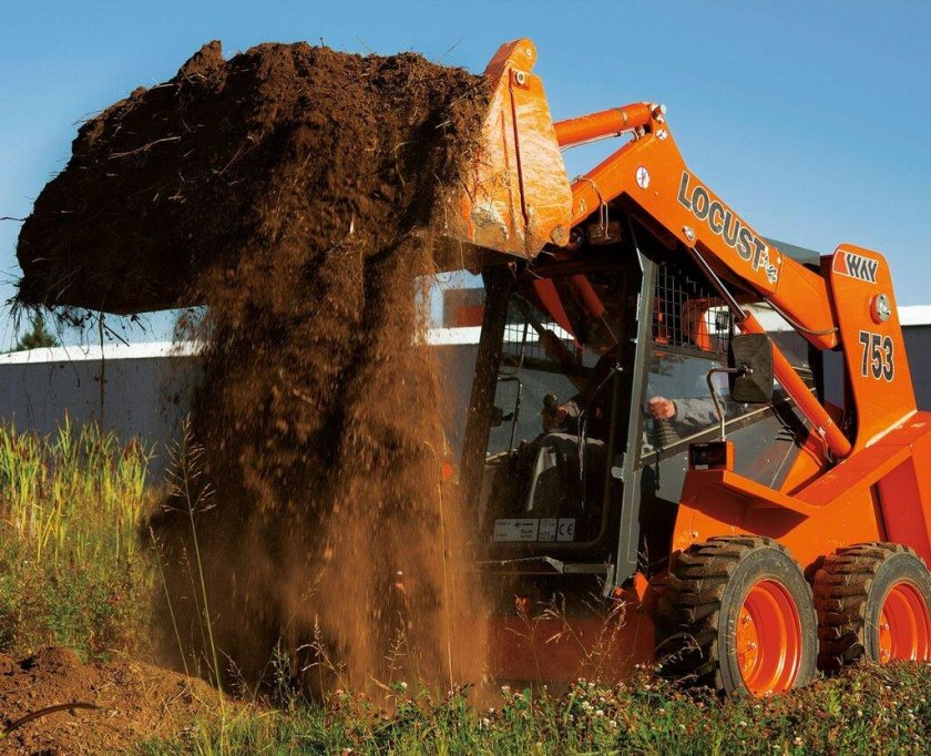 Минипогрузчик Локуст 753