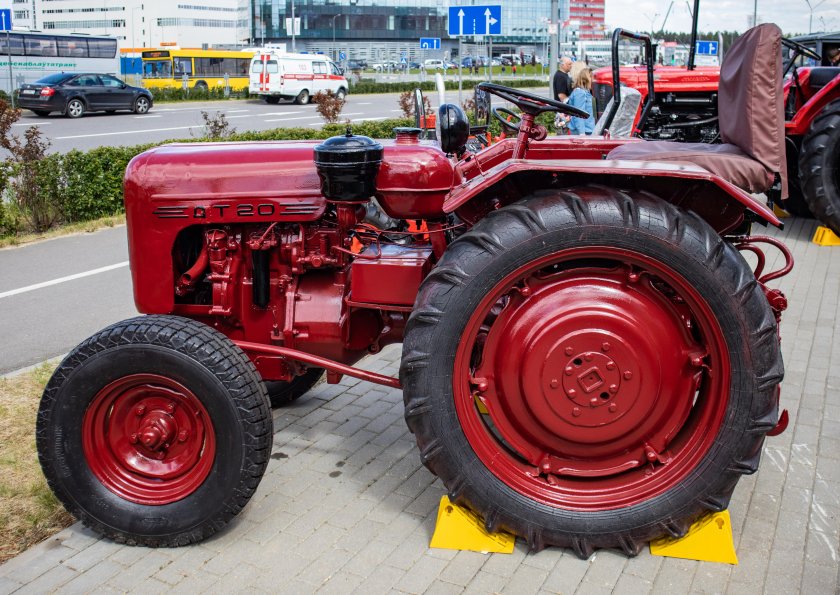 Трактор за 20 миллионов